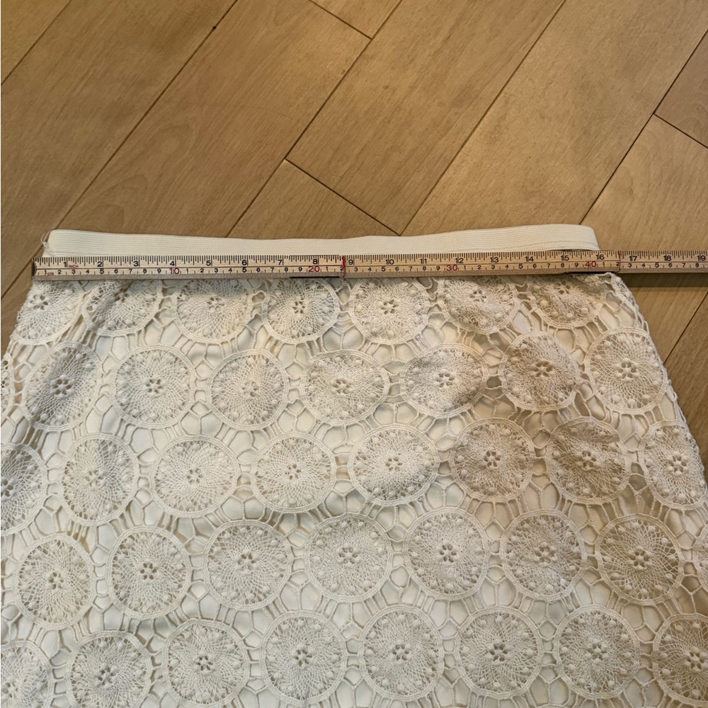 Willi Smith Cream Lace Mini Skirt - Picture 4 of 6
